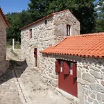 Tracos D'Outrora Farm stay Vale de Cambra