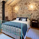 Tracos D'Outrora Farm stay