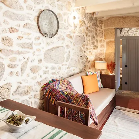 Farm stay Tracos D'Outrora *