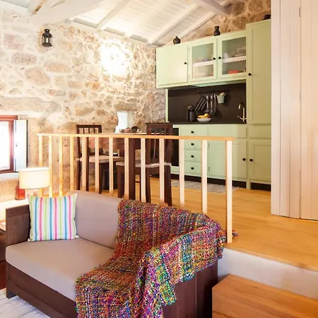 Alloggio per agriturismo Tracos D'outrora *