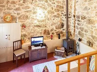 Tracos D'Outrora Farm stay