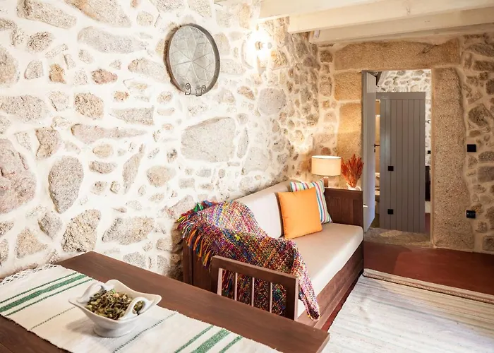 Alojamento de Turismo Rural Tracos D'outrora *