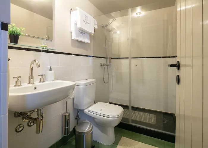 Tracos D'outrora Alojamento de Turismo Rural Vale de Cambra