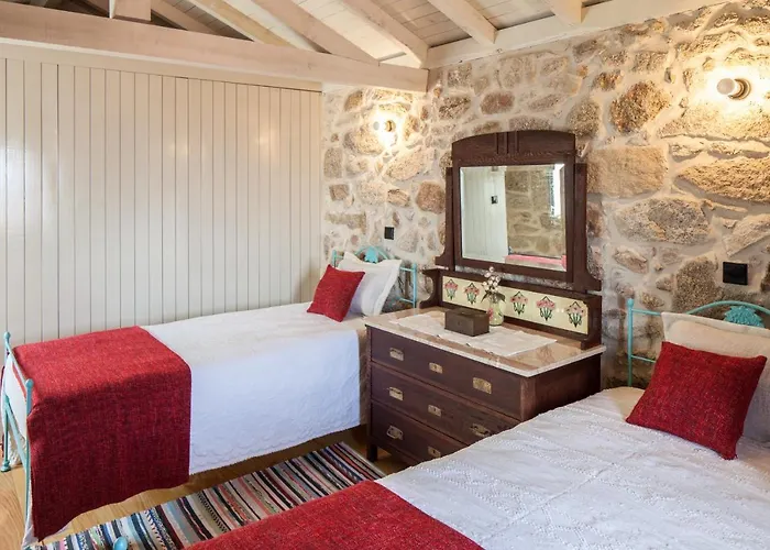 Tracos D'outrora Alojamento de Turismo Rural *