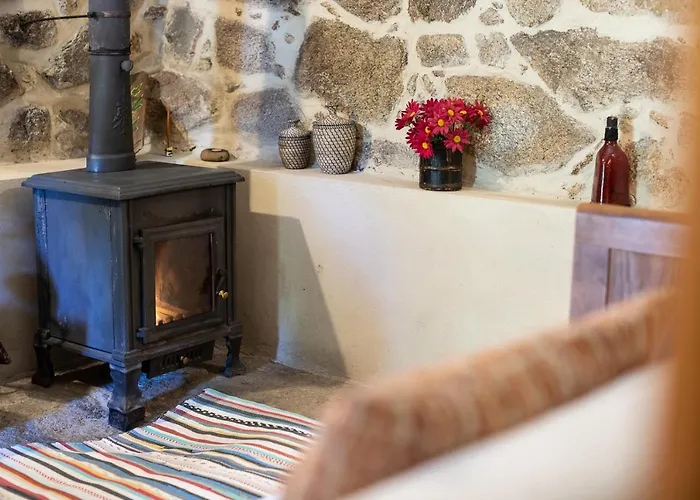 Tracos D'outrora Alojamento de Turismo Rural Vale de Cambra