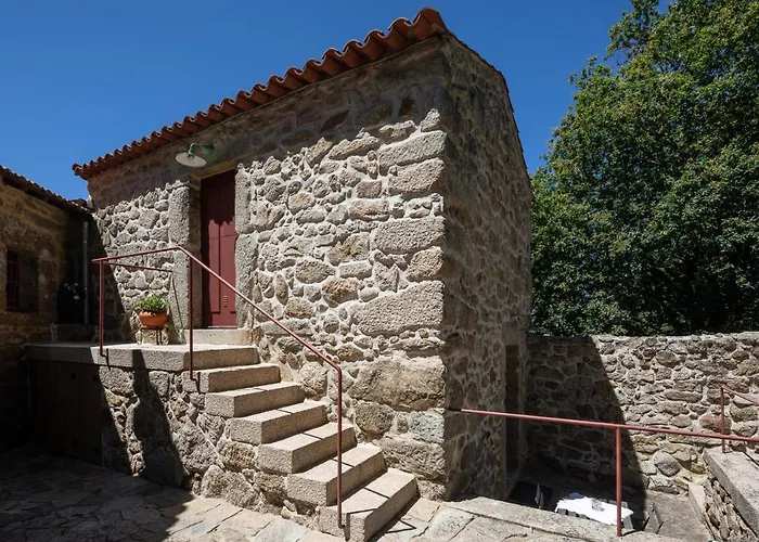 Tracos D'outrora Alojamento de Turismo Rural