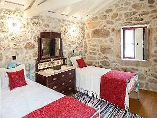 Tracos D'outrora Alojamento de Turismo Rural *