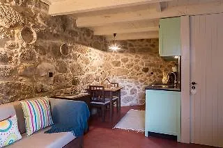 Tracos D'outrora Alojamento de Turismo Rural *